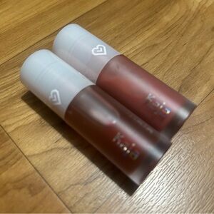 Kaja Juicy Glads Lip Oil Duo - Fig Smoothie and Plum Paloma